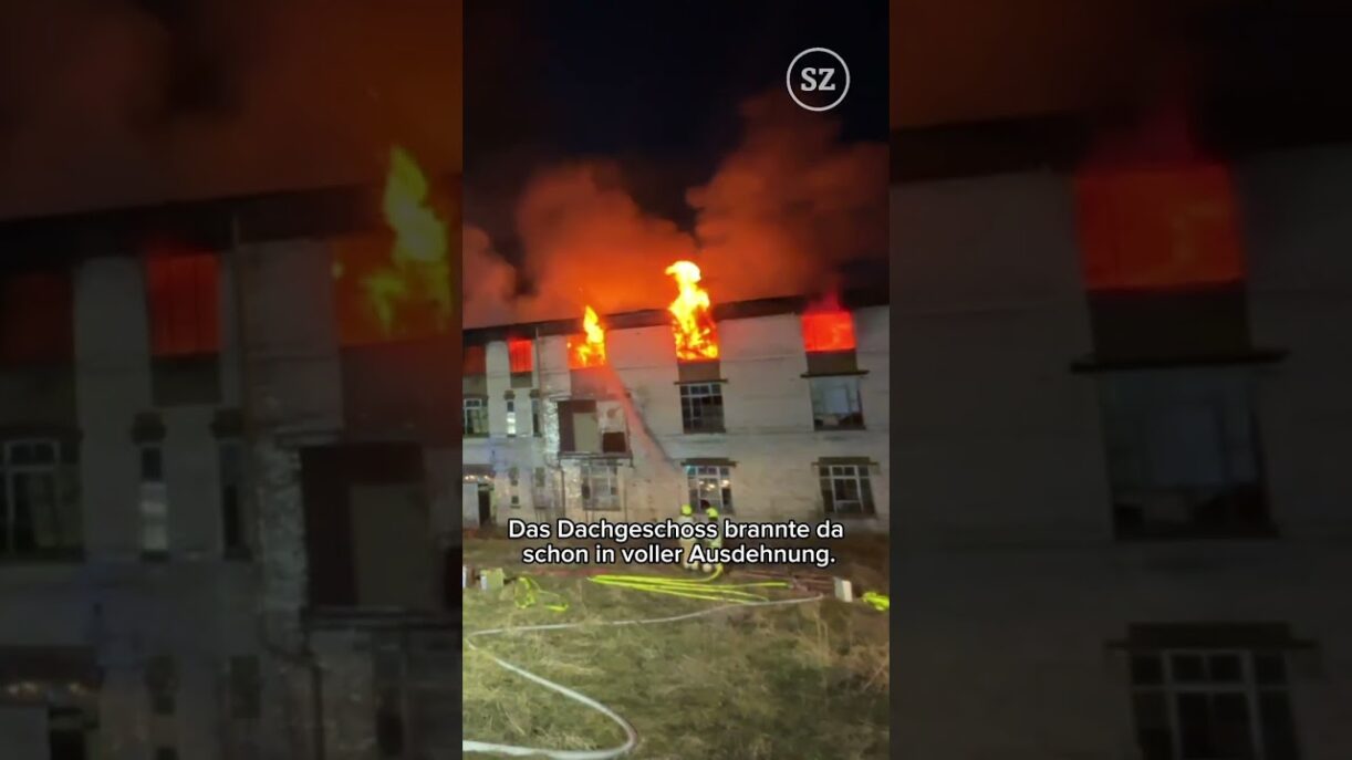 Großbrand in alter Puppenfabrik in Nossen: Löscharbeiten könnten noch Tage dauern