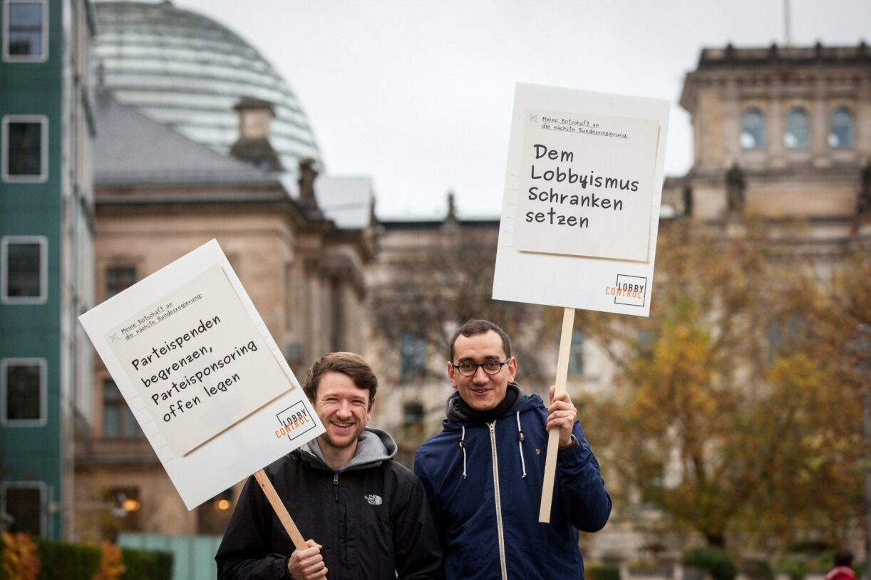 Aktion: Schluss mit geheimen Lobby-Geldern an Parteien!