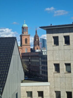 Foto aus dem Frankfurter Romantikmuseum: Paulskirche, Kaiserdom, EZB