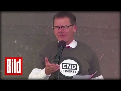 Gerd Müller (CSU) redet Englisch - Denglisch-Rede beim "Earth Day" - Development awkward I love you